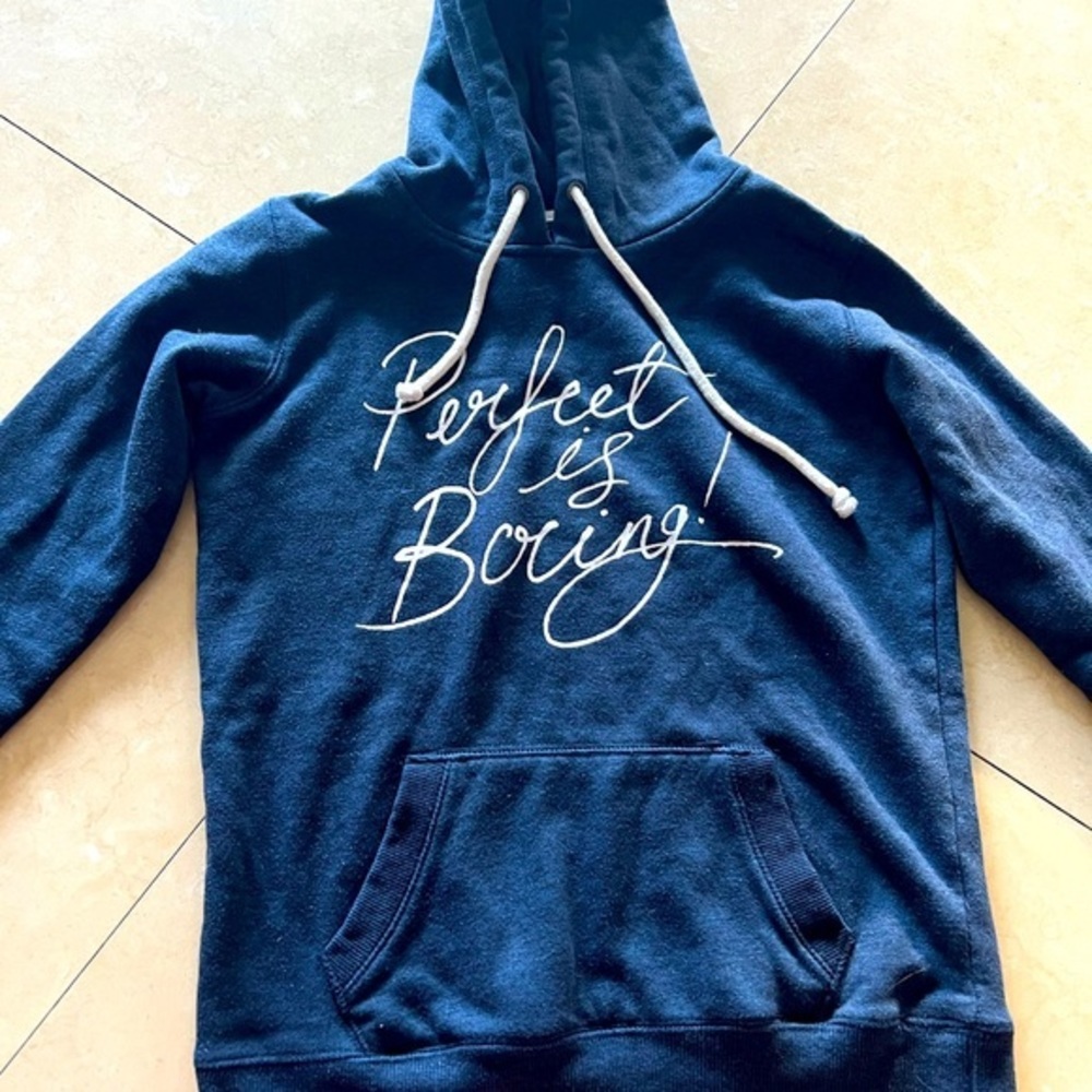 Hoodie/Sweatshirt “Perfect Is Boring”